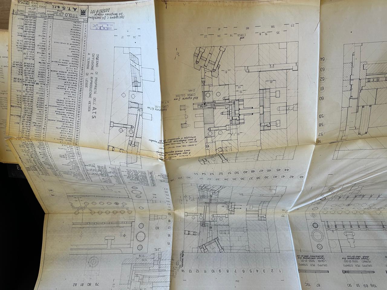 Сварочная машина Vaak-50 (с инструментом 52,65) для аэрозольного баллона